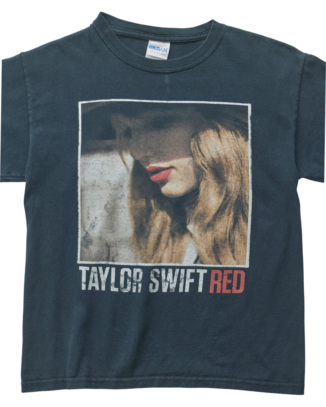 (S) 2012 Taylor Swift Red Gildan T-Shirt
