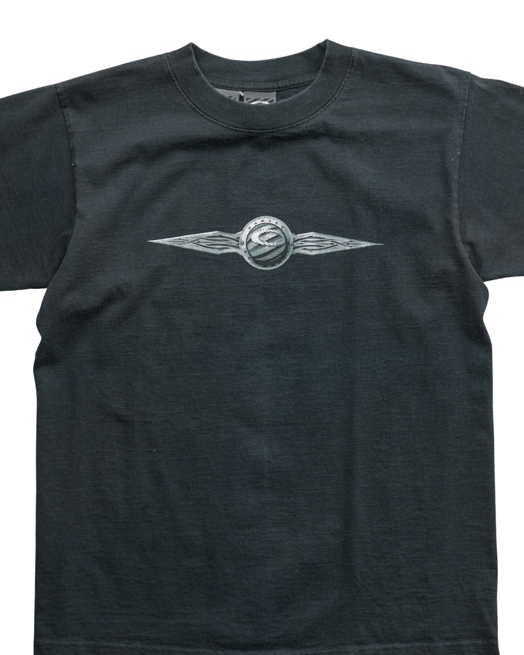 (M) 2000s Oakley T-Shirt