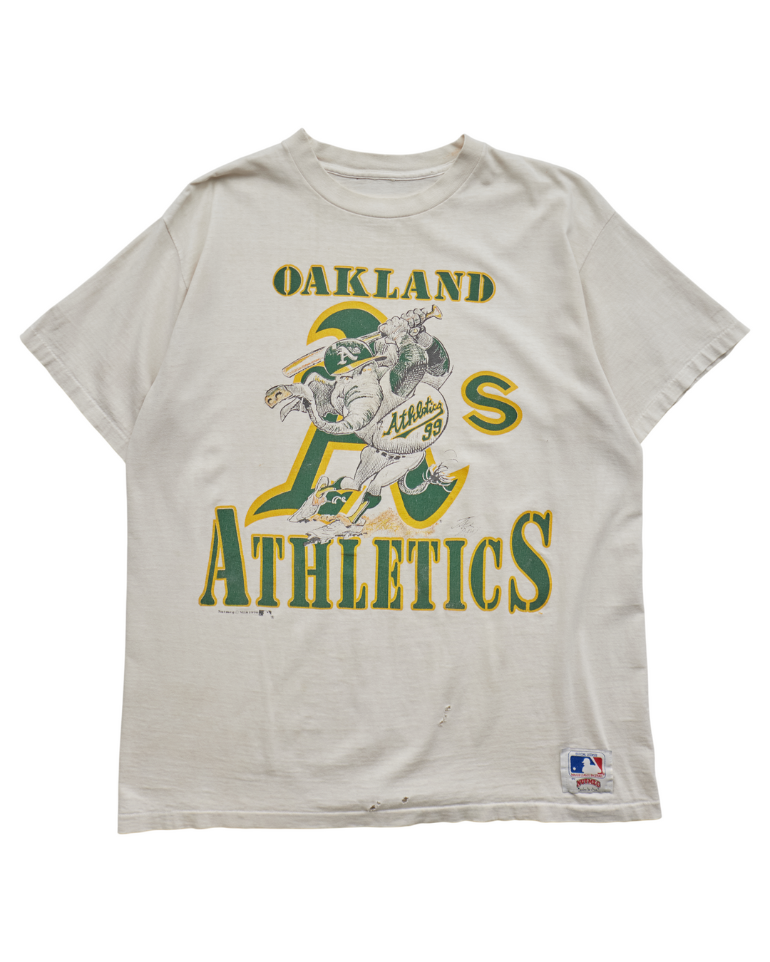 (M) 90s Oakland Athletics Nutmeg Mills T-Shirt