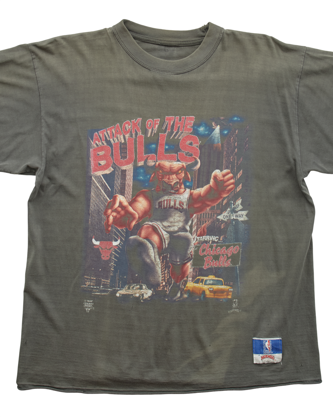 (M) 90s Chicago Bulls Nutmeg Mills T-Shirt